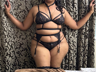 tease in the show - Hiii, ich bin eine heiße Inderin mit großem Hintern und dunkler Hautfarbe. Um mich zu kontaktieren, kannst du mich hier ansprechen :)