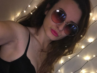 Allory - Hi there! Looking for a real pro who knows exactly how to treat and pamper You ? Do not look further, You've found Your girl